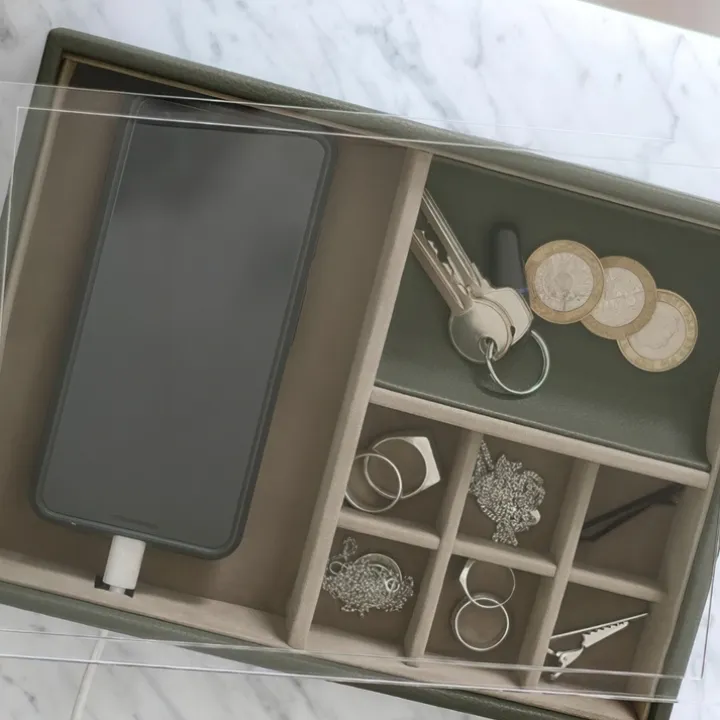 Accessoarlåda med lock, Stackers