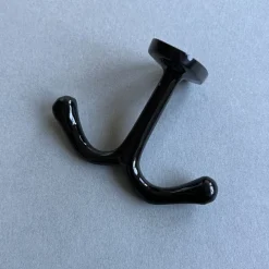 Ankarkrok till hatthylla