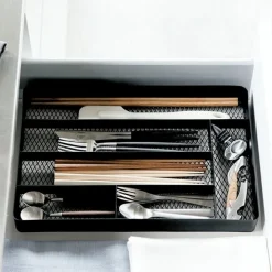 Besticklåda / Pennfack i metall, TOWER MESH TRAY, 35 x 23,5 x H 4,5 cm, Yamazaki