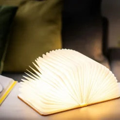 Bokformad lampa
