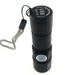 Ficklampa med USB