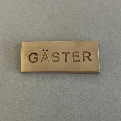 Gästskylt i borstad mässing