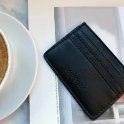 Korthållare med RFID-skydd