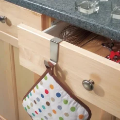 Krok till skåp och låda