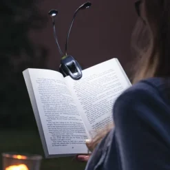 Läslampa med två lampor