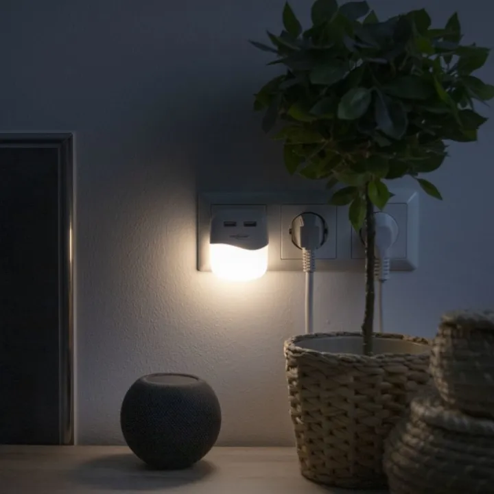 Nattlampa med USB-portar