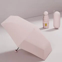 Paraply med vattentätt fodral