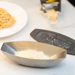 Parmesanrivjärn i rostfritt stål