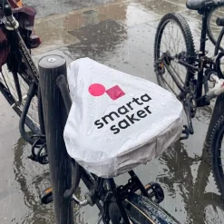 Regnskydd till cykelsadel