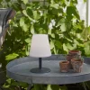 Sladdlös bordslampa till uteplatsen
