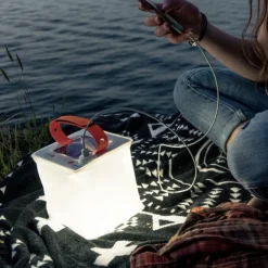 Solcellslykta med Powerbank