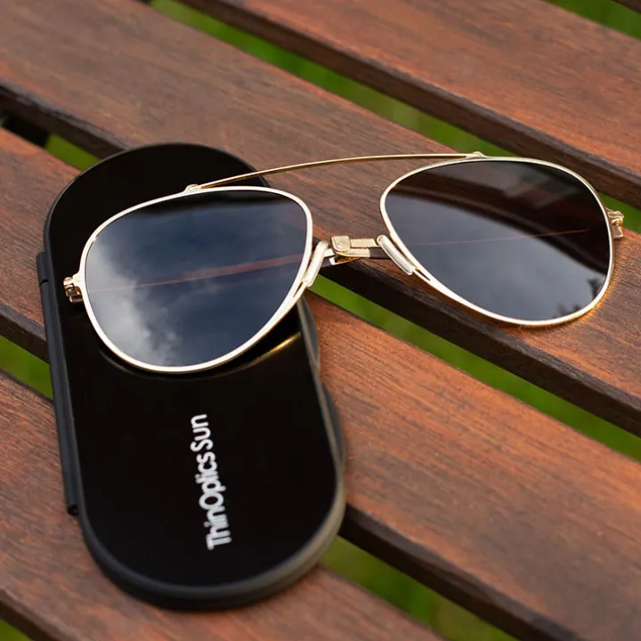 Solglasögon med platt fodral, ThinOptics
