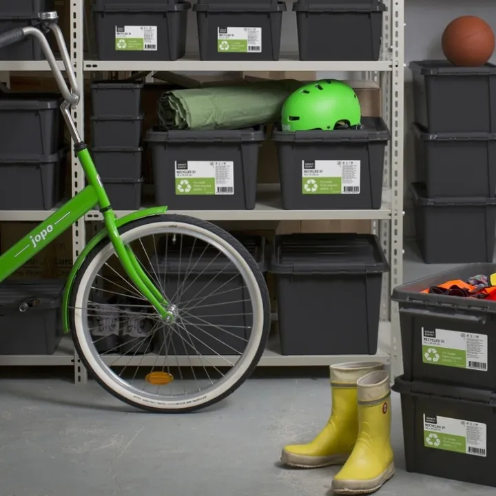 Stor förvaringslåda med lock i återvunnen plast 46L, SmartStore, Svart