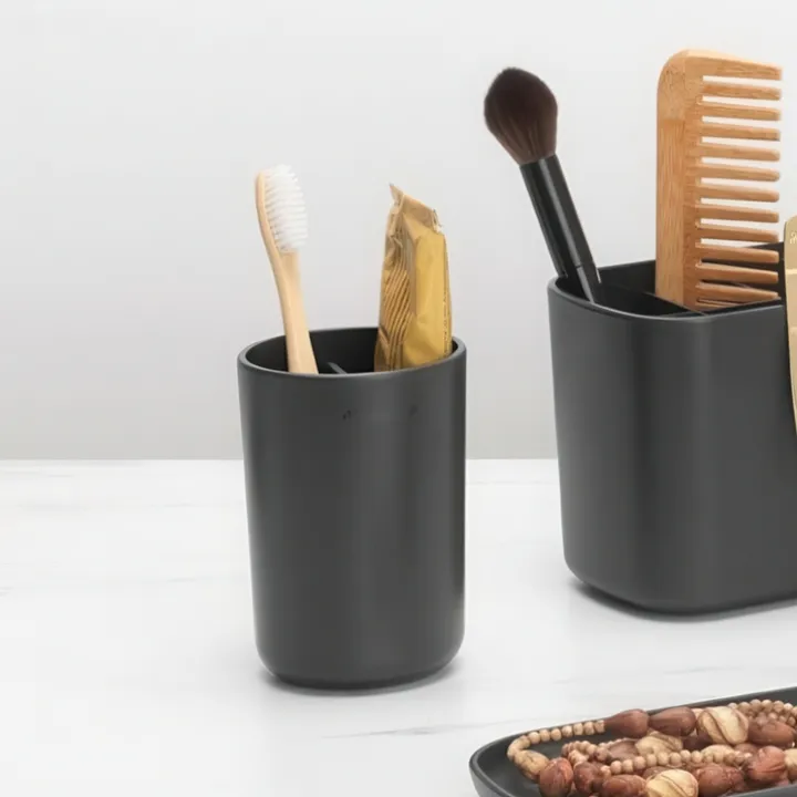Tandborstmugg med avdelare, Brabantia