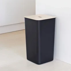Tvättkorg med trälock 53L, SmartStore