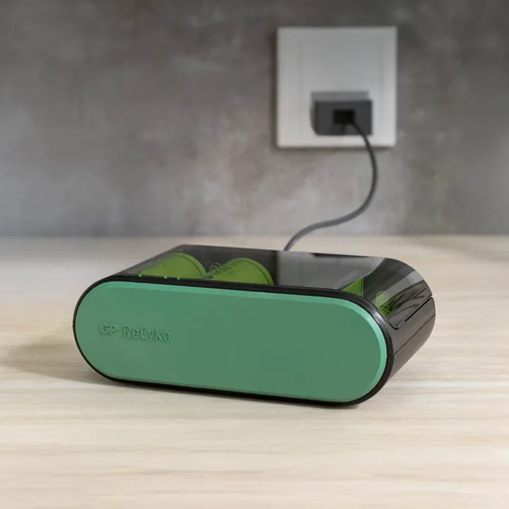 Universal batteriladdare, GP ReCyko