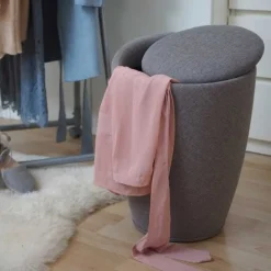 Vadderad pall med förvaring 20L