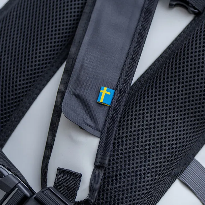 Vattentät ryggsäck med belysning, 30 liter