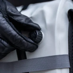 Vattentät ryggsäck med belysning, 30 liter
