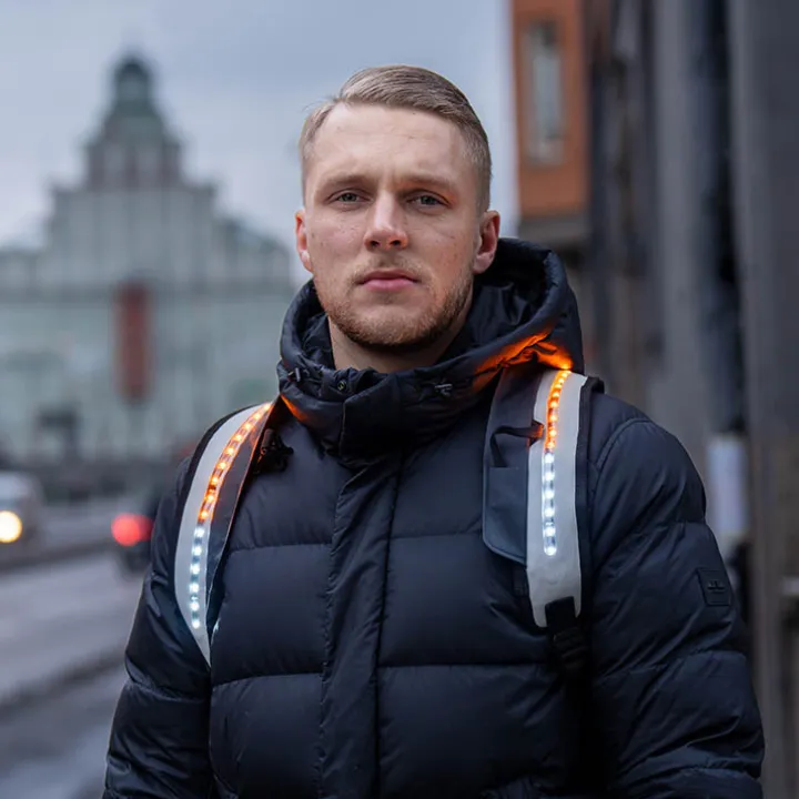 Vattentät ryggsäck med belysning, 30 liter